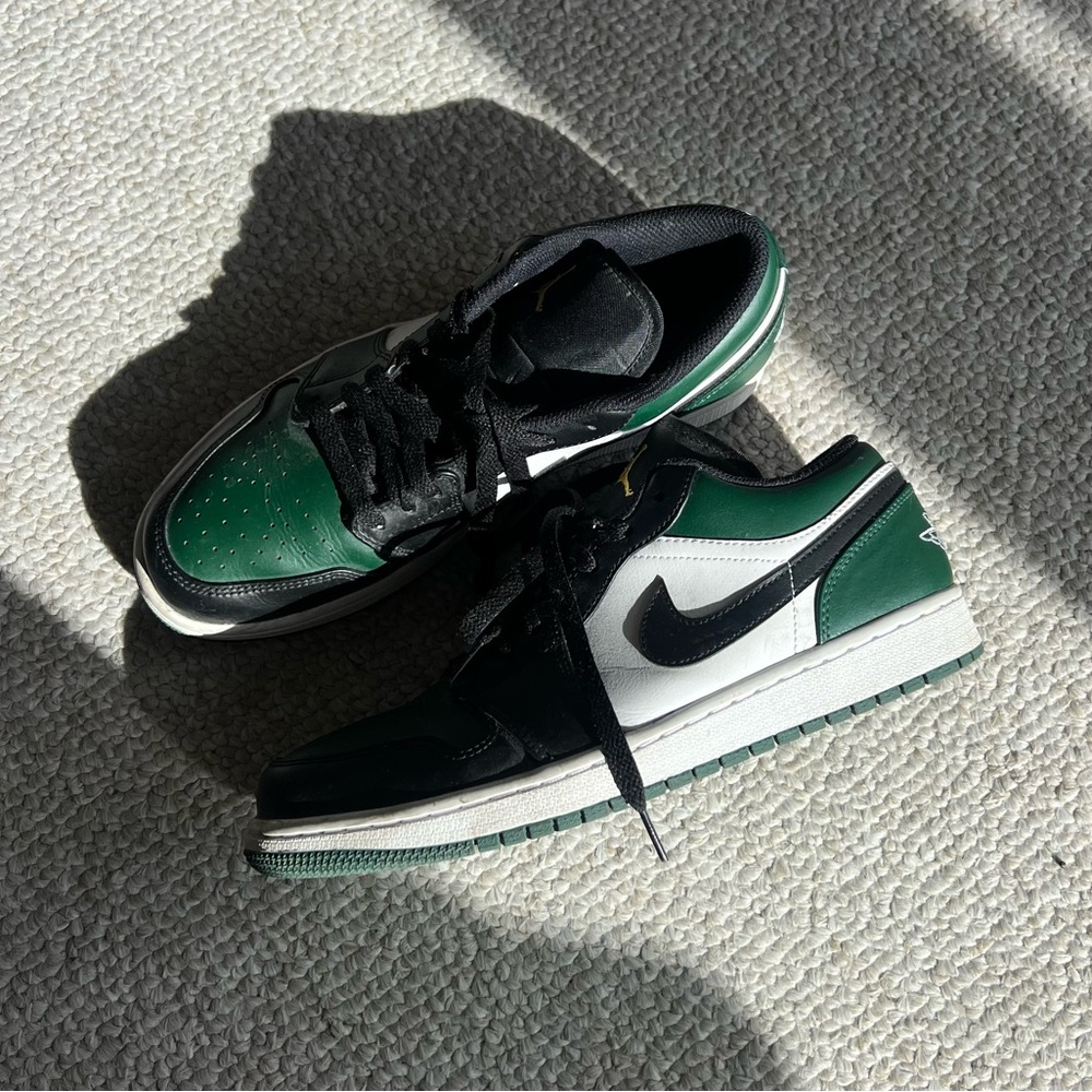 Air Jordan 1 Low in the “Pine Green”